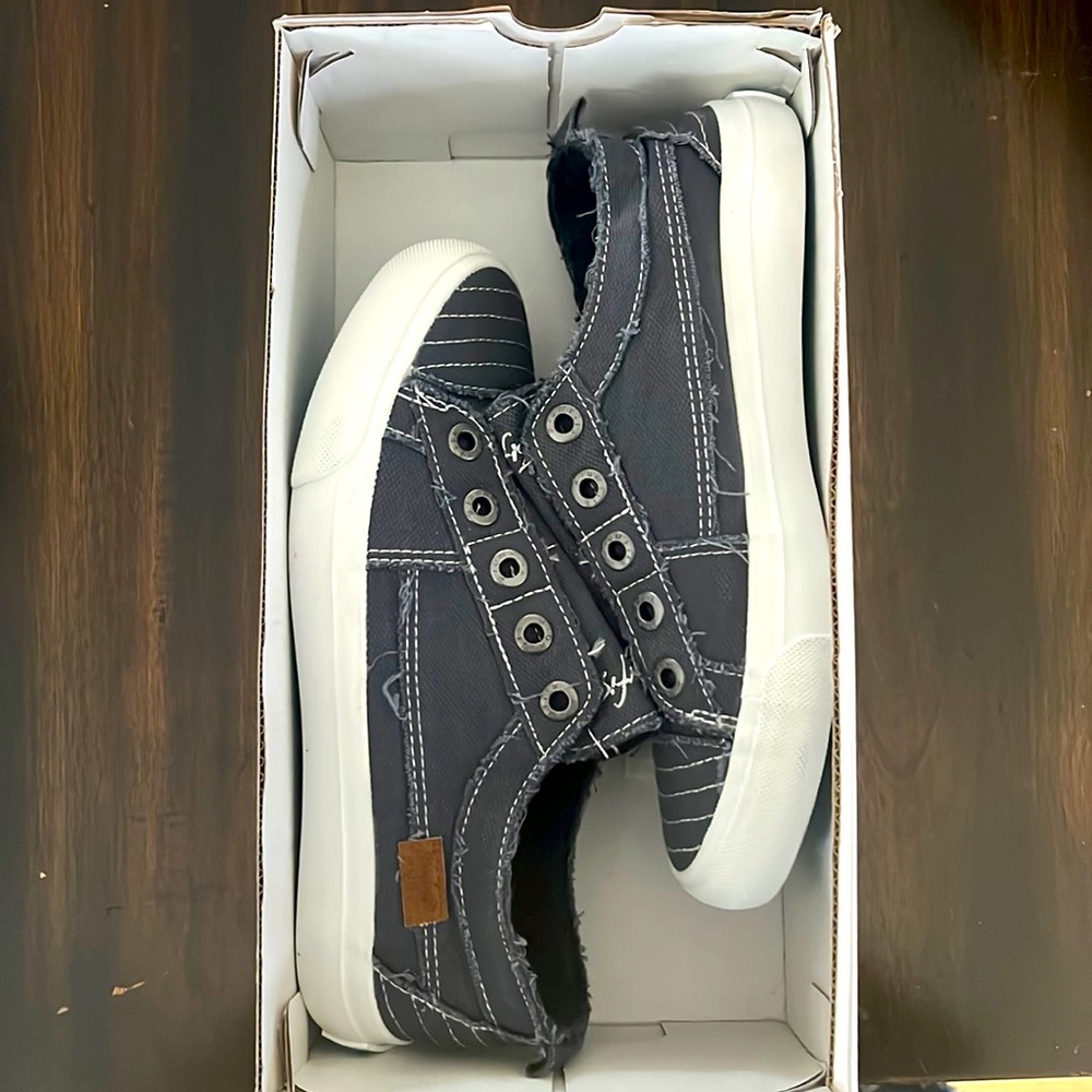 New Blowfish sneakers